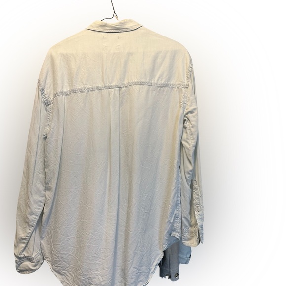 Aritzia - COMMUNITY brand, oversized button-up - Picture 4 of 5